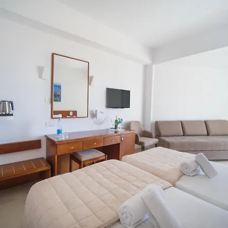 Hotel Avlida Paphos