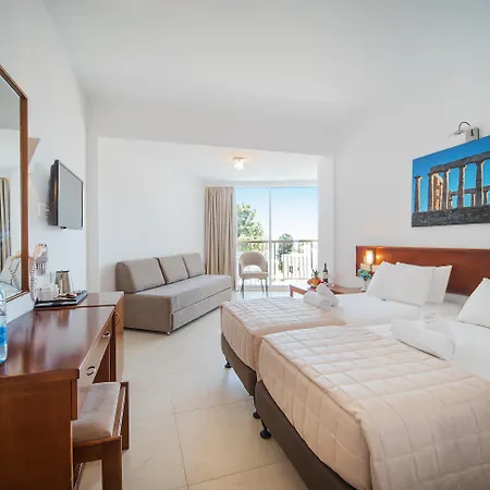 Hotel Avlida Paphos