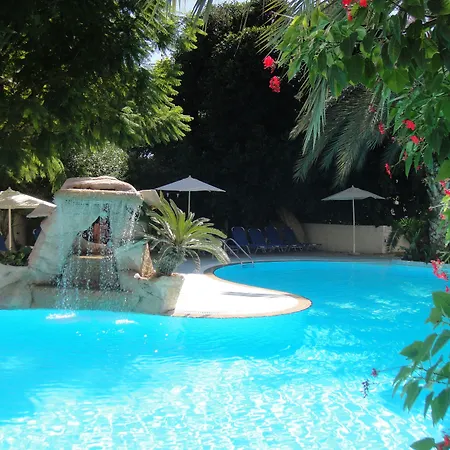 Ξενοδοχείο αυλίδα 4*