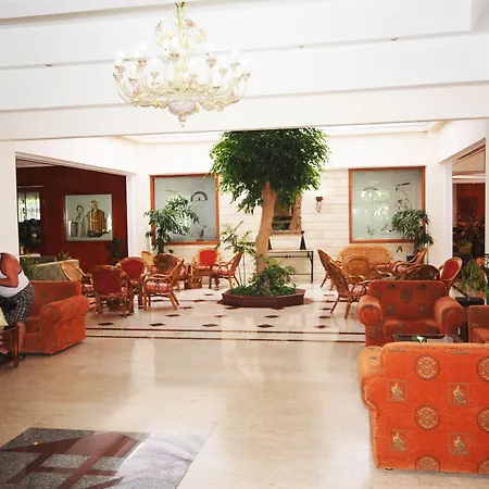 Отель Avlida 4*