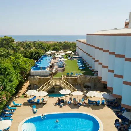 Avlida Hotel 4*