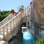 Hotel Avlida 4*