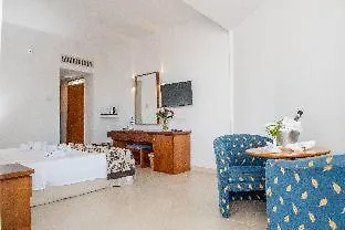 Szálloda Avlida Paphos