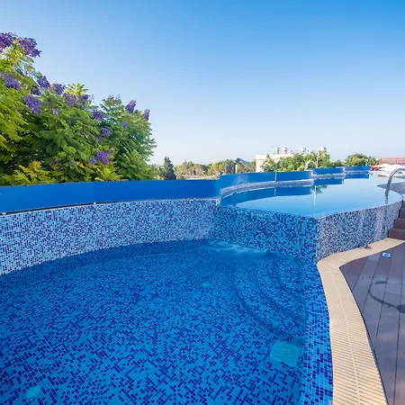 Avlida מלון פאפוס